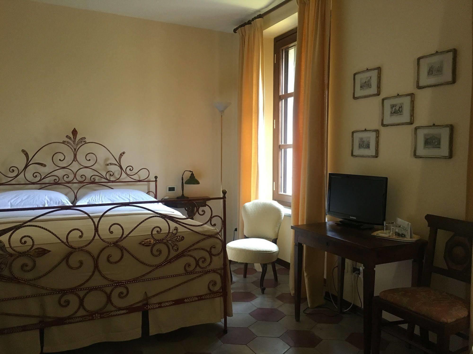 Ozzano Monferrato Dimora Storica La Corte Delle 4 Stagioni מראה חיצוני תמונה